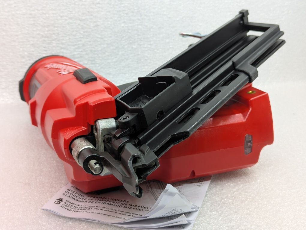 Milwaukee M18 2745-20 Акумуляторний нейлер 30° 90mm (FFN-0C)