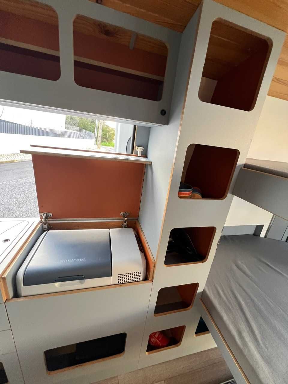 Renault Master III 2.3 L2H2 - Especial Dormitório