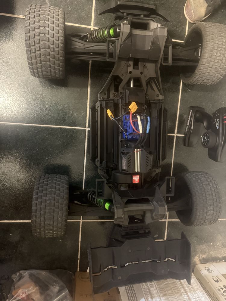 Traxxas XRT 1/5 verde