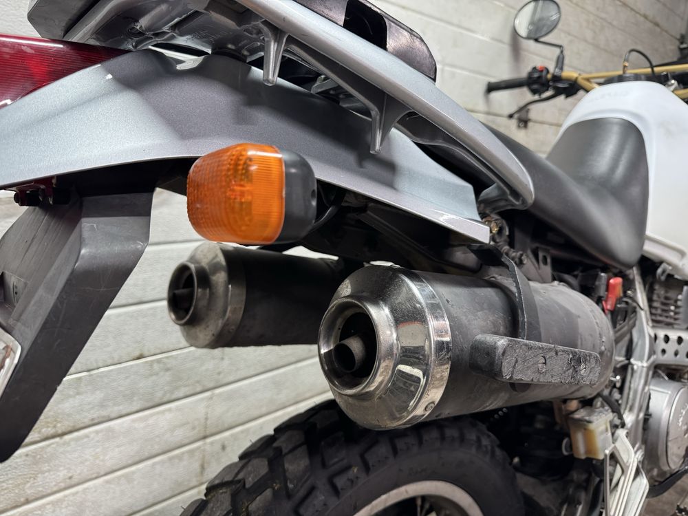Honda nx 650 dominator
