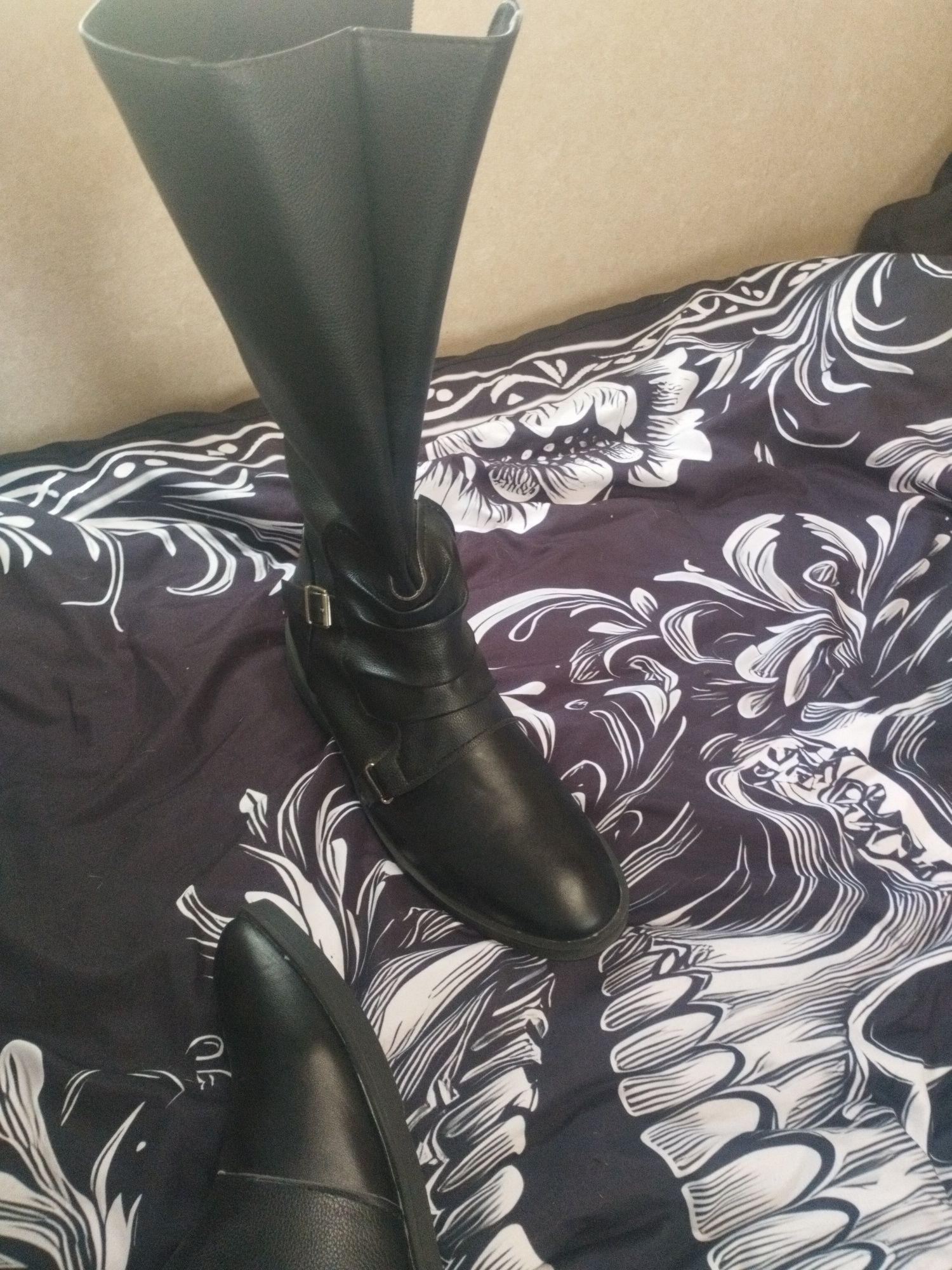 botas homem  novas 43