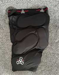 Triple Eight Bumsaver Padded shorts size L