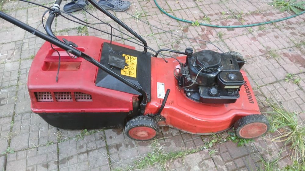 Kosiarka do trawy z napędem