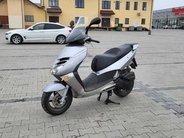 Aprilia Leonardo 125