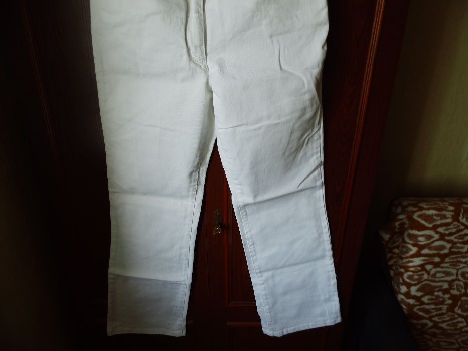 Spodnie JOHN BANER. Rozmiar 36/34. Białe. NOWE.