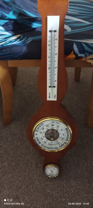 Drewniany barometr