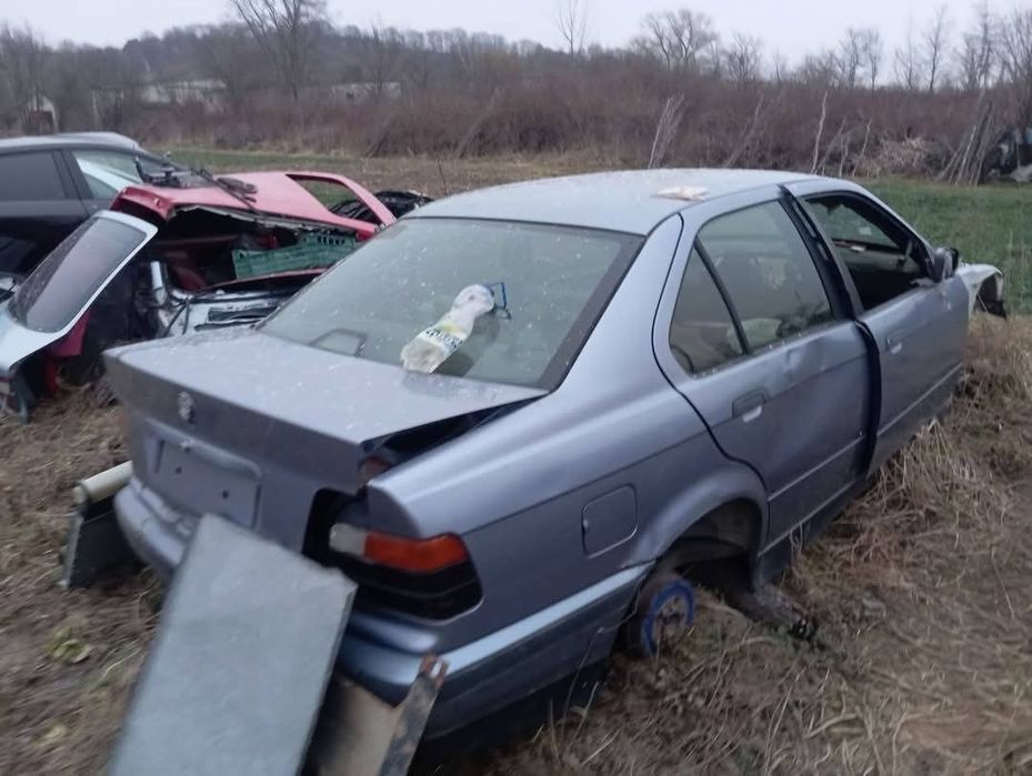 Кузовні деталі BMW E34,Е36 2.5бензин плита Миколаїв Львівська область