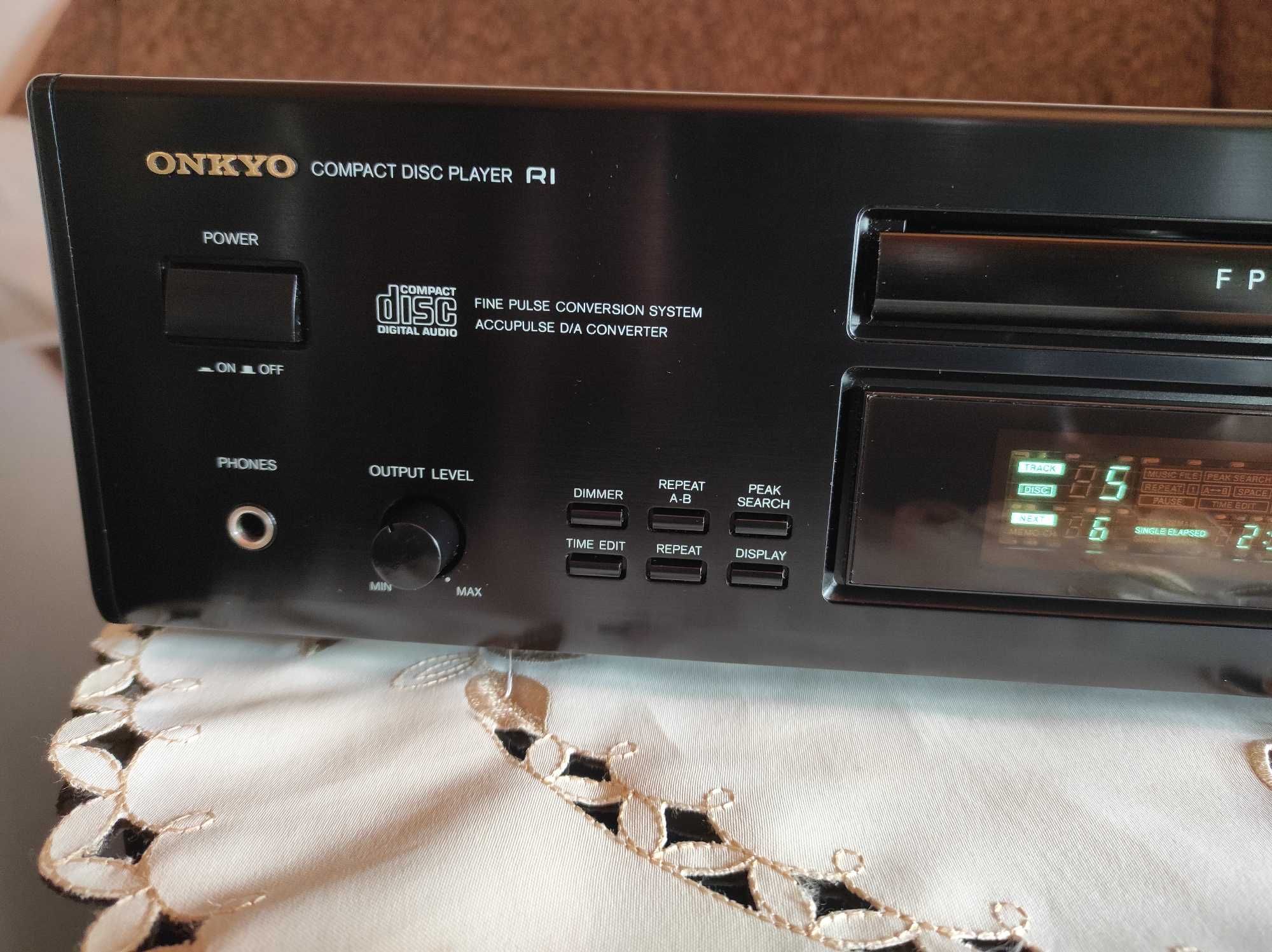 Odtwarzacz CD ONKYO DX-7510