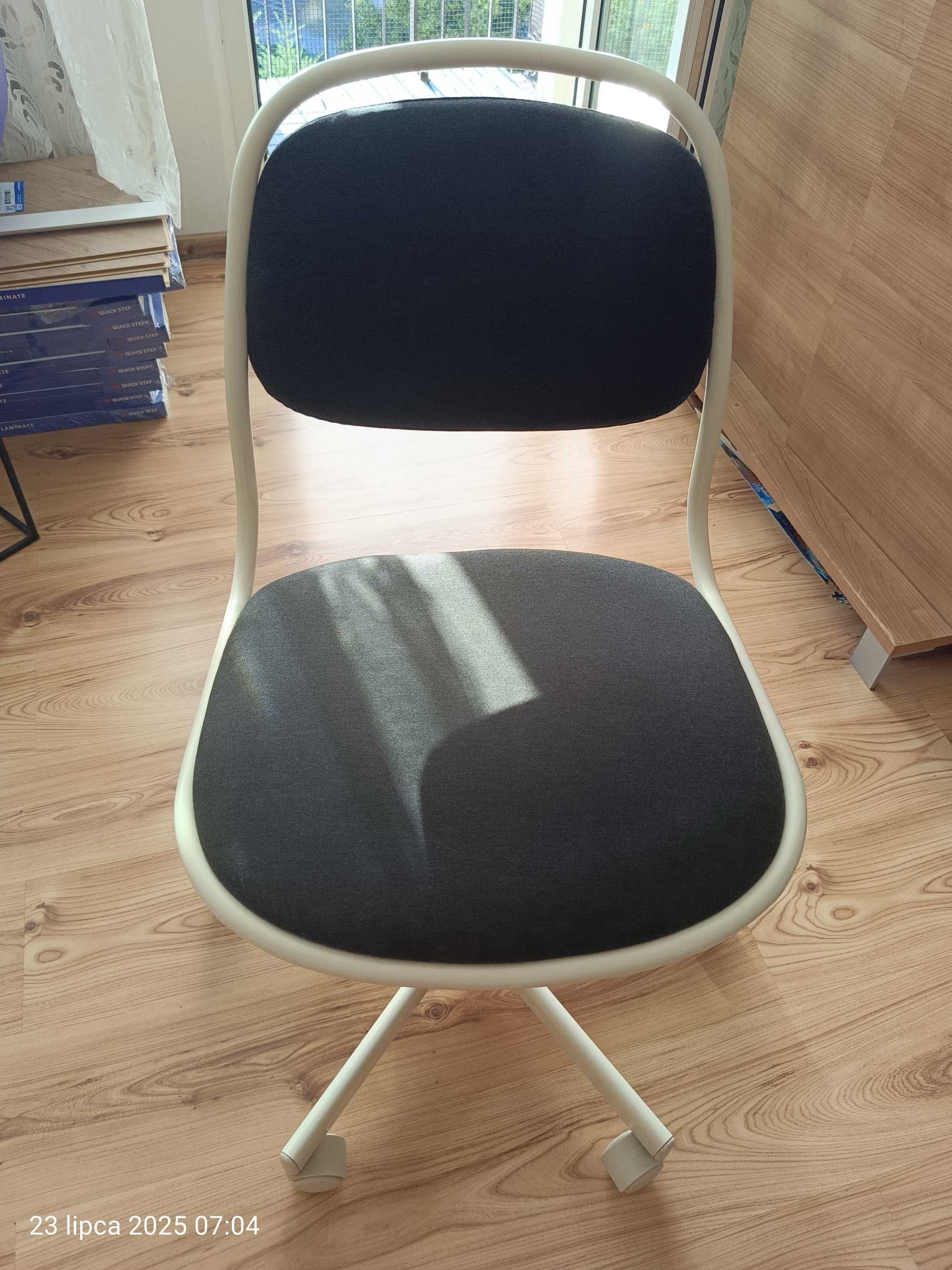 Krzesło biurowe dla dziecka Ikea