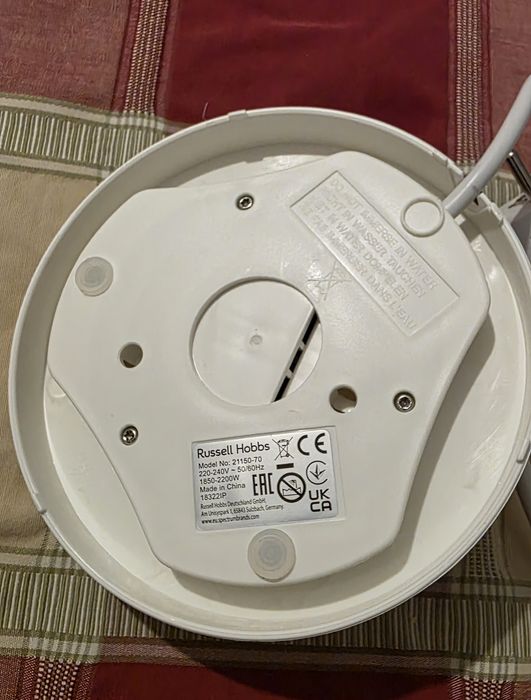 Fervedor Russel Hobbs