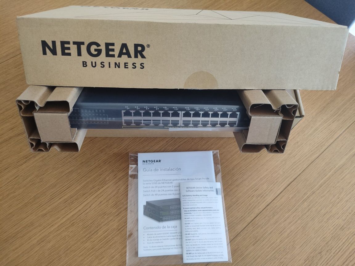 Switch Netgear GS324TP-100Eus