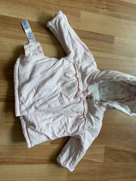 Безкоштовно даром курточка кофтинка демі на маля 0-3 місяці 50-56