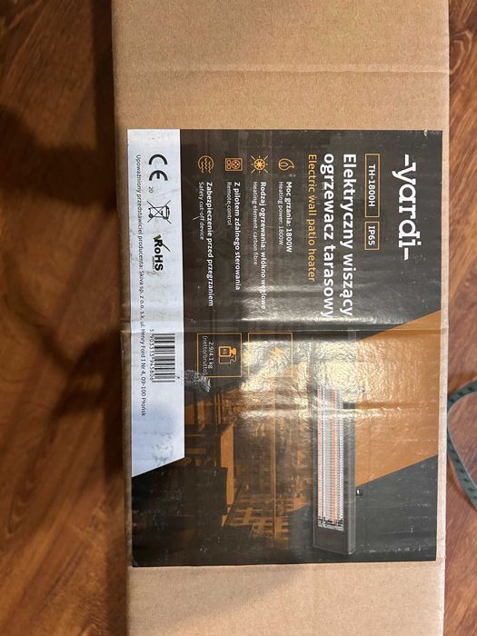 Ogrzewacz tarasowy wiszący 1800W TH1800H YARDI