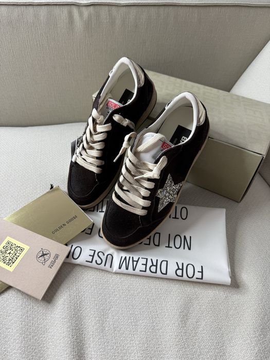 Жіночі кеди Golden Goose BALL STAR шоколадні, зірка з глітеру