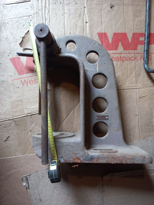 Prasa ręczna warsztatową bison bial 9210