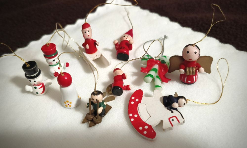 Drewniane ozdoby choinkowe