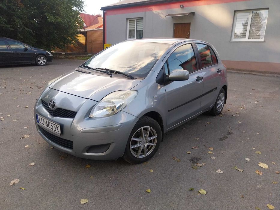Toyota Yaris II mały przebieg