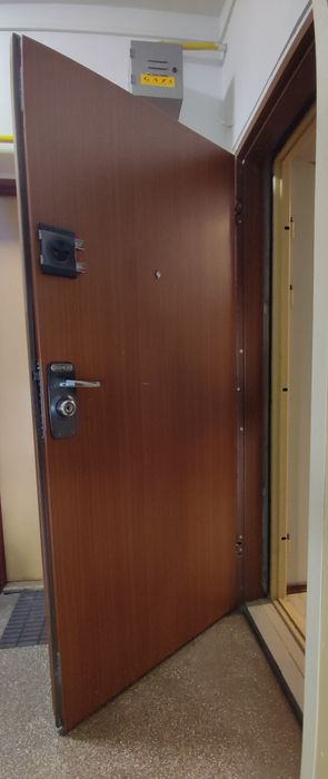 Drzwi GERDA STAR wejściowe 90-ki Lewe