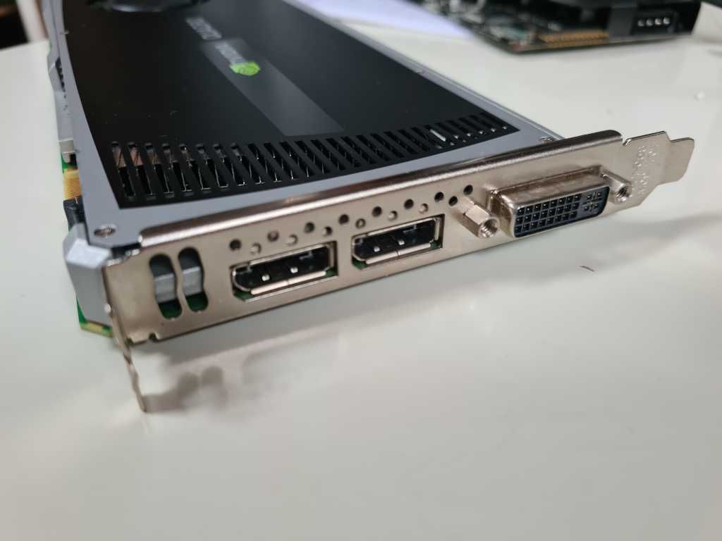 NVIDIA Quadro 4000