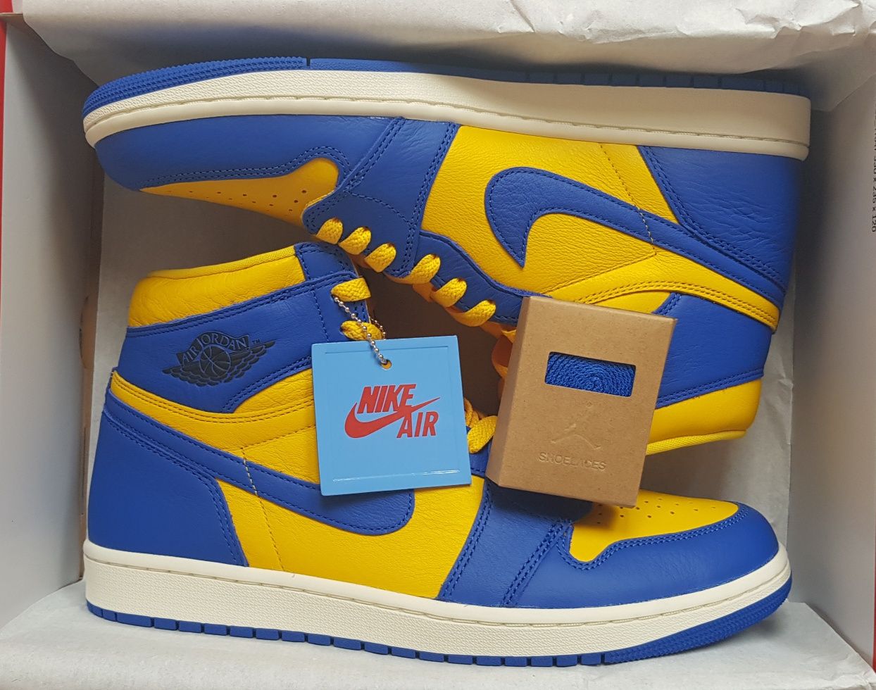 Air Jordan 1 Retro High OG "Reverse Laney"