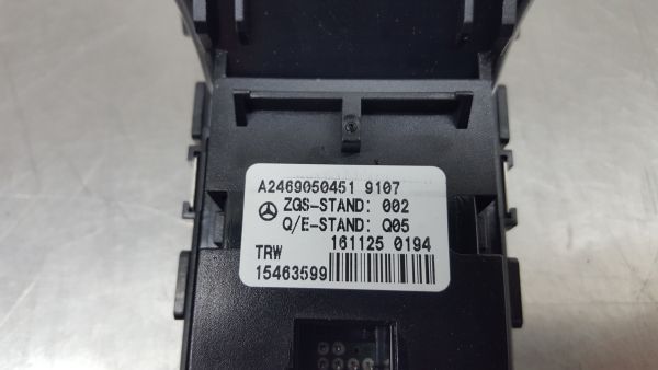 Botão / interruptor travão de parque MERCEDES-BENZ Classe A (W176)