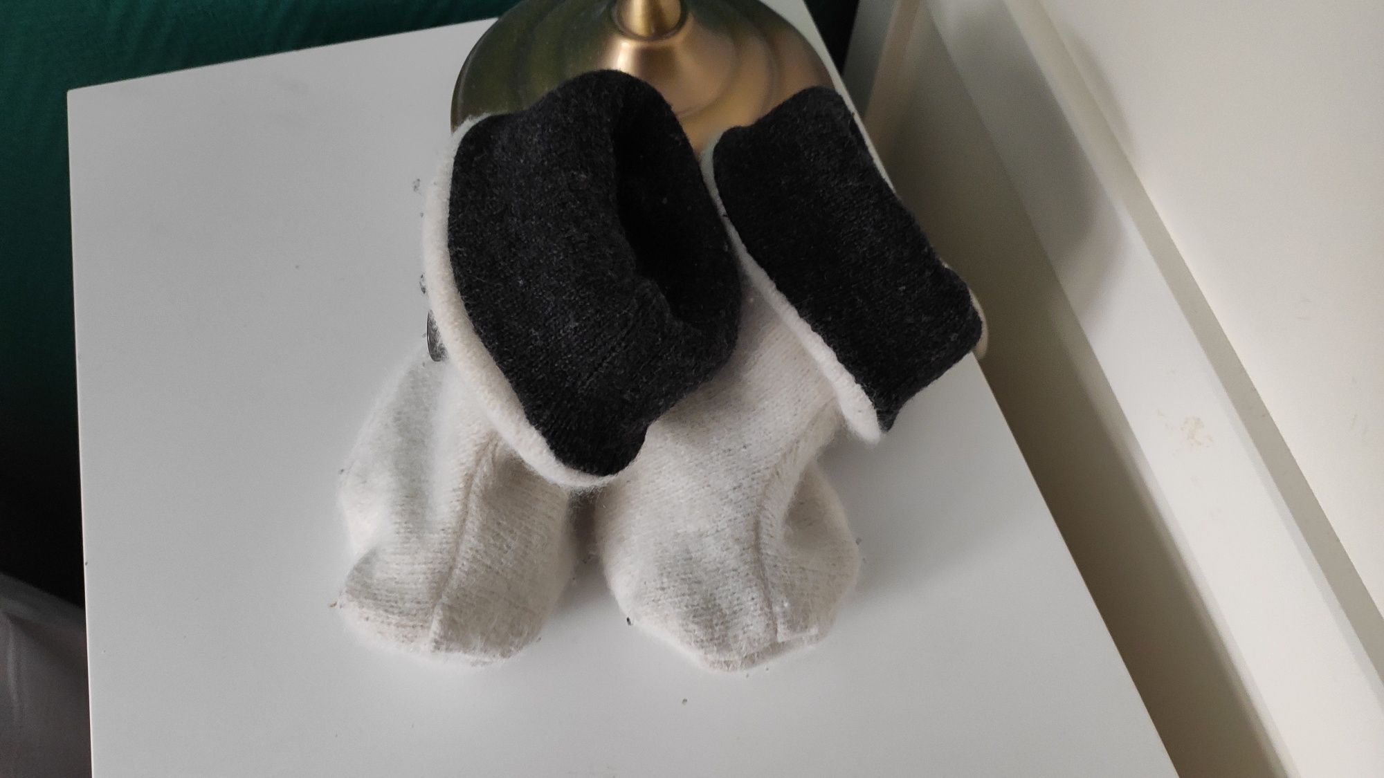 Wełniane buty kapcie dla niemowlaka niechodki