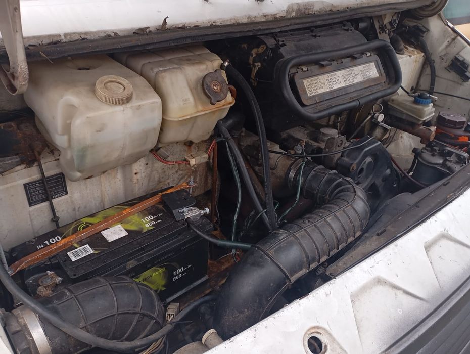 Iveco daily mecanica impecavel