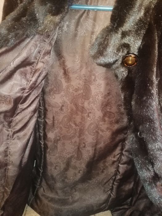 Шуба коричневая 48-50р