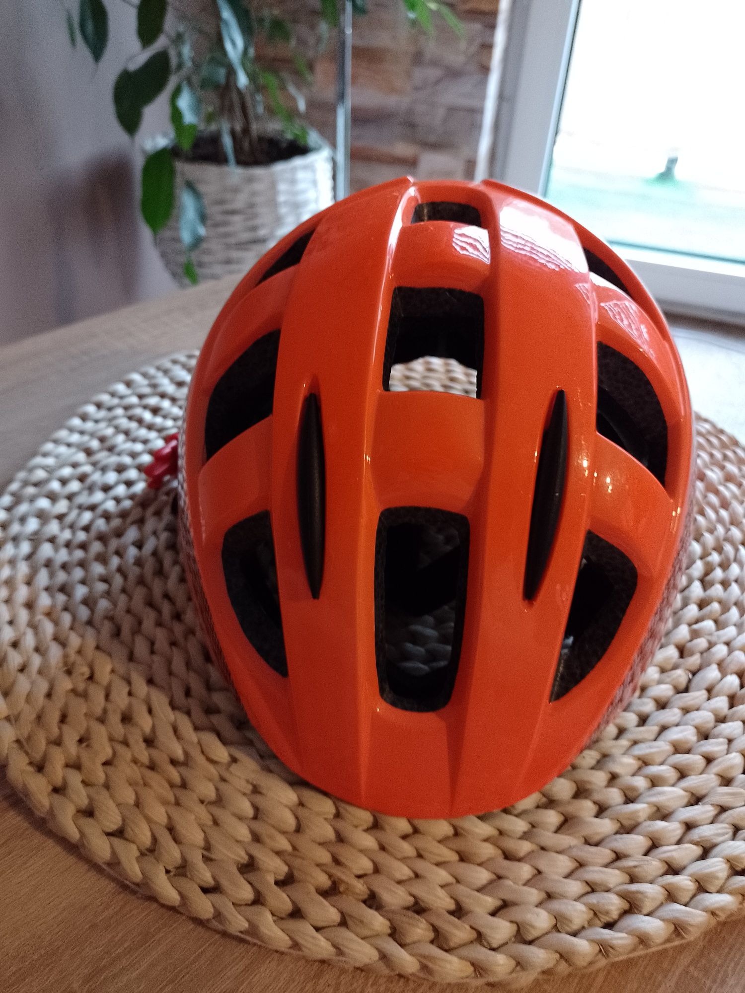 Kask rowerowy stan bardzo dobry rozmiar xs firmy RADVIK