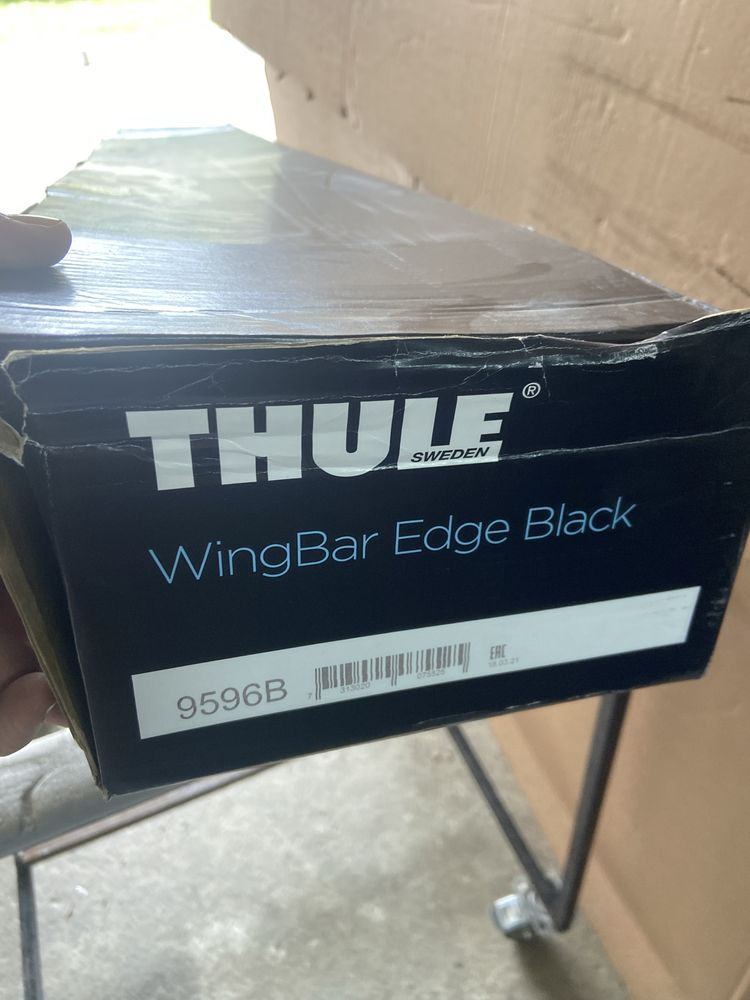 Нові поперечини Thule Wingbar Edge Black Audi q7 4m кю7