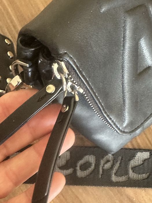 Bolsa desigual preta