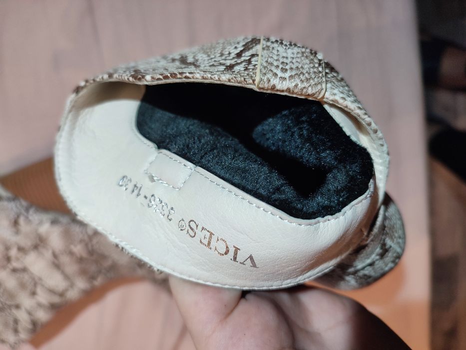 Botki kowbojki Vices skóra węża r. 39 nowe