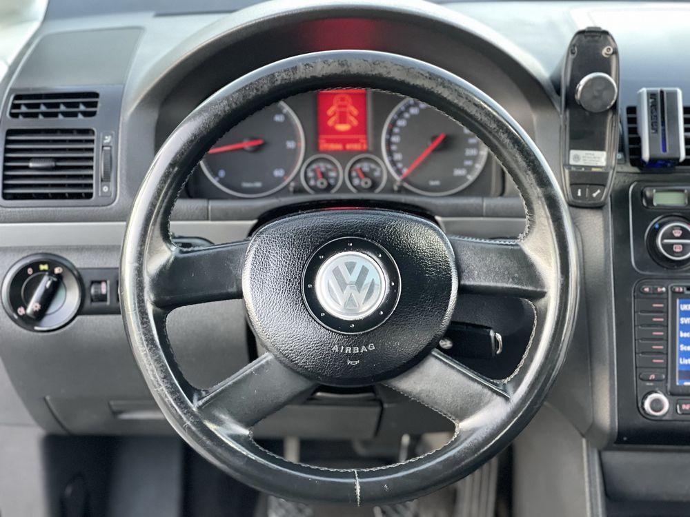 VW Touran 2.0 TDI Maximal