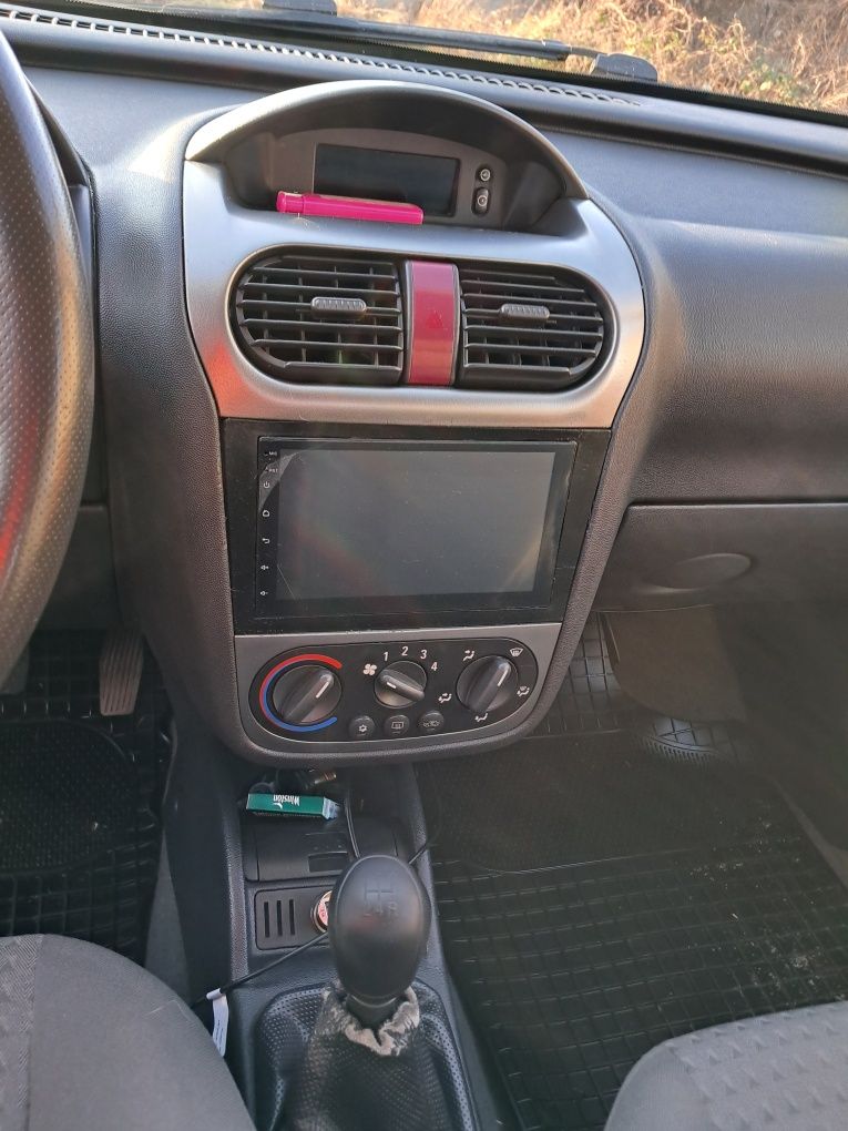 Samochód Opel Corsa 1,2