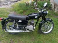 WSK 125 z dokumentami