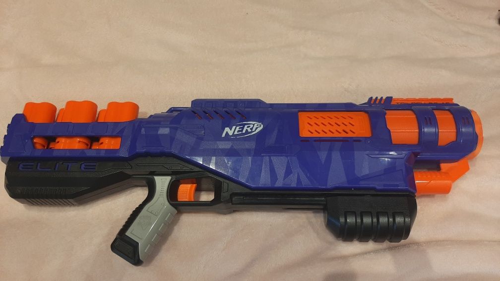 Nerf bazuka/pistolet