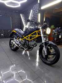 Ducati Monster 600