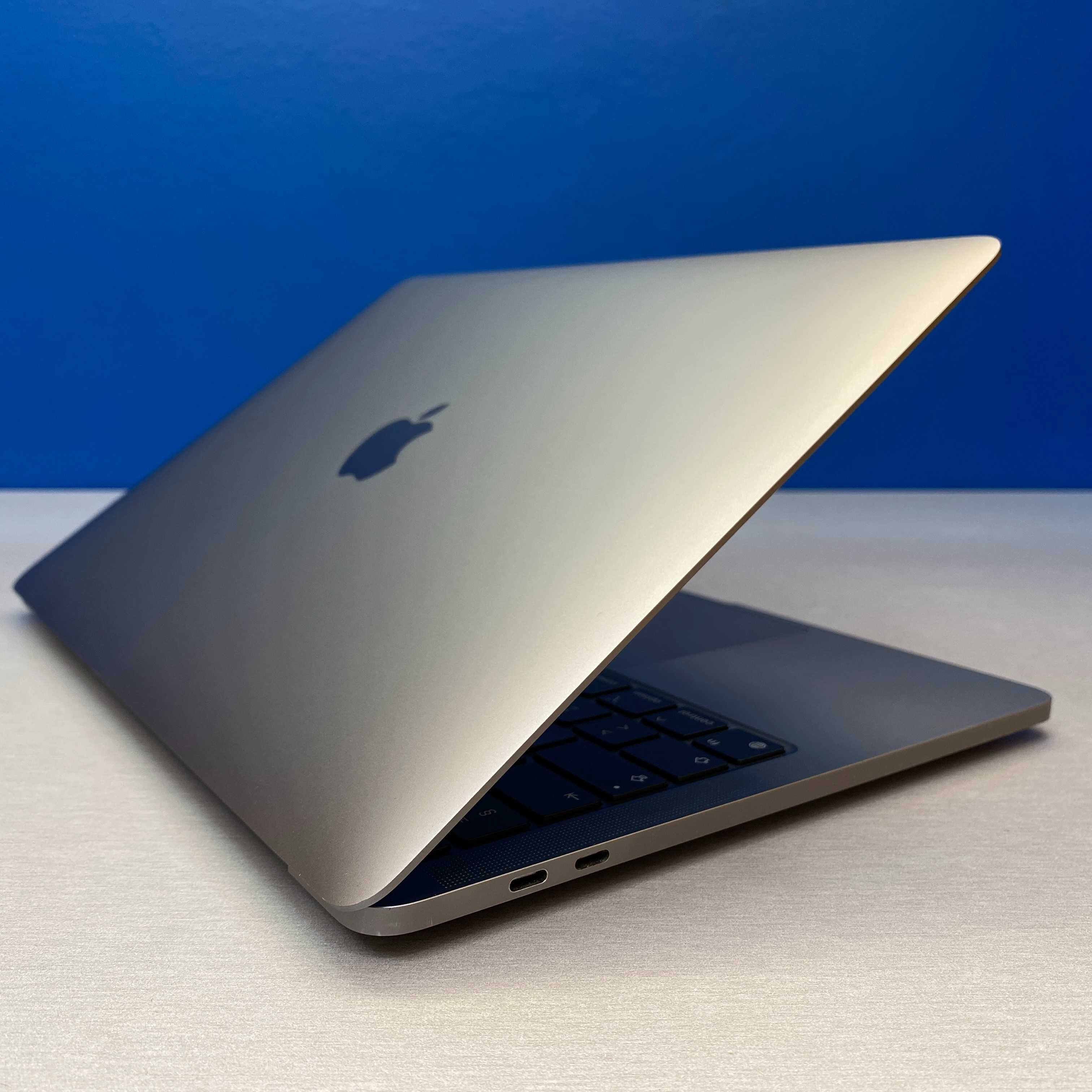 Apple MacBook Pro 13" (2020) - M1 8-Cores/8GB/512GB SSD