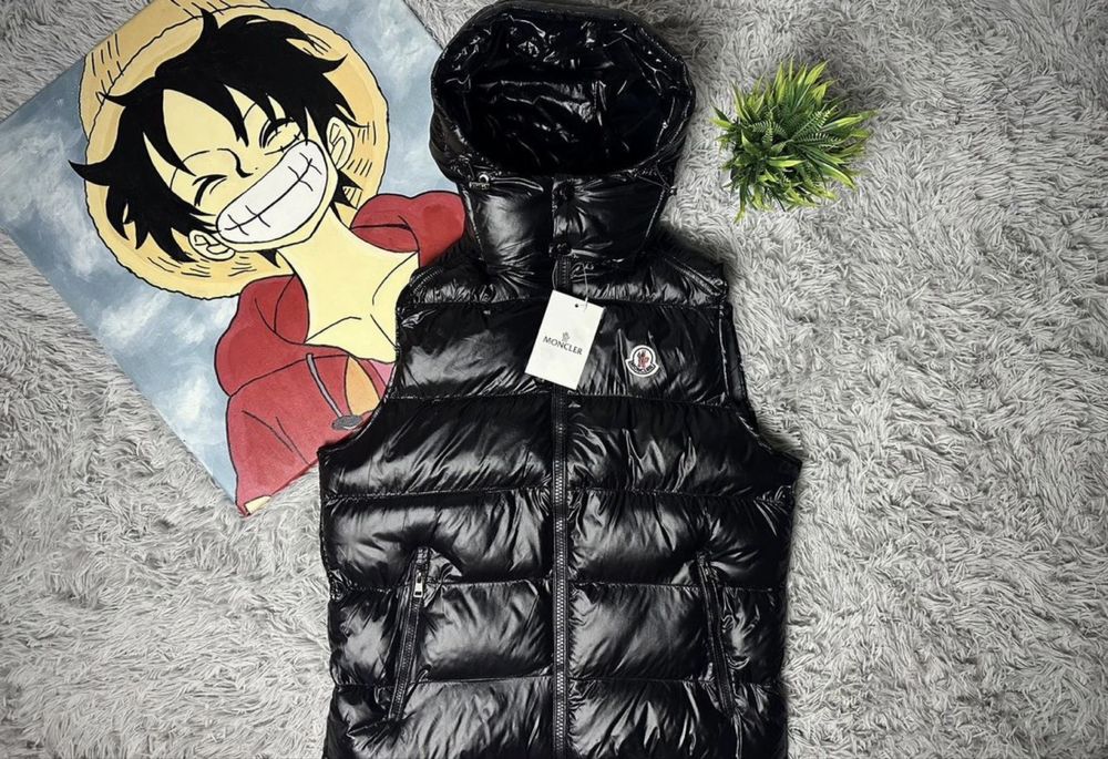 Жилетка !Moncler на осінь!Нова В наявності