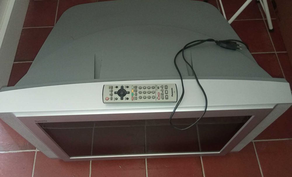 TV Panasonic TX-28PM1F