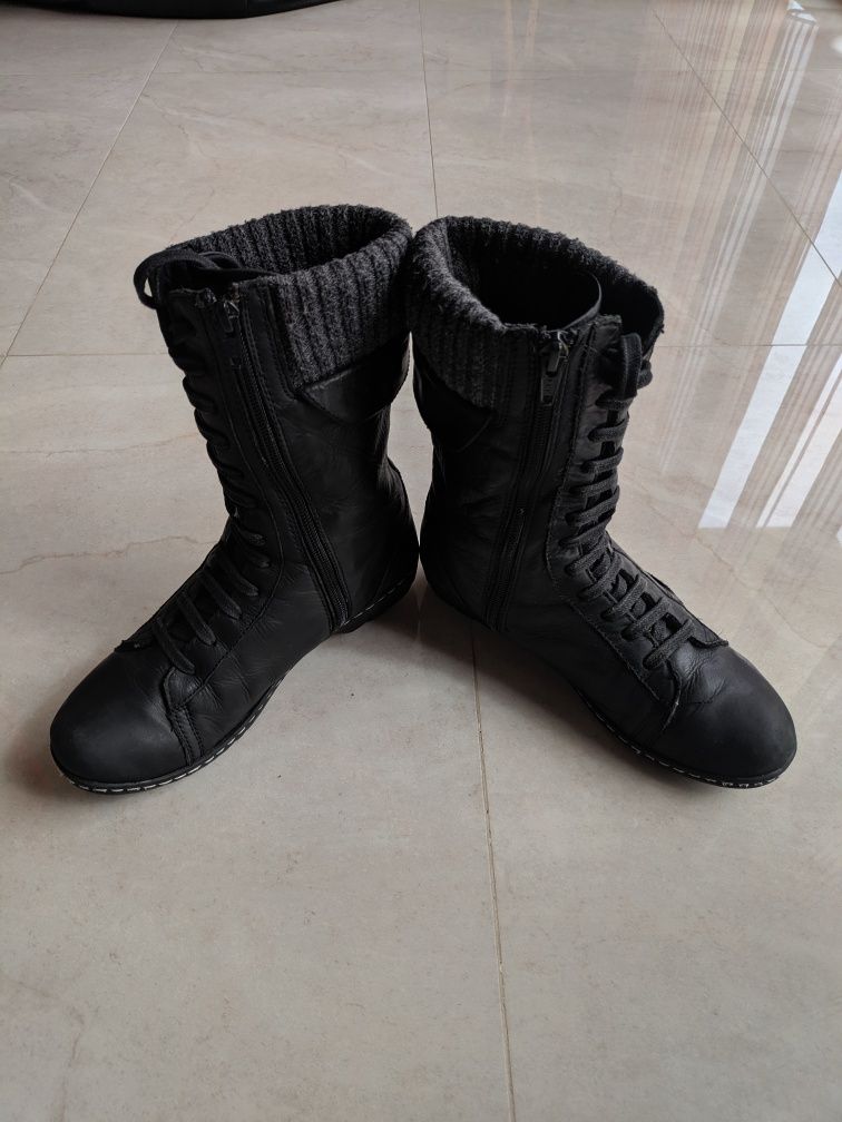 Botas em Couro KangaRoos