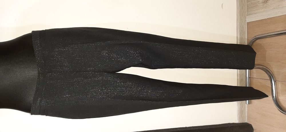 Eleganckie spodnie z połyskiem 44
