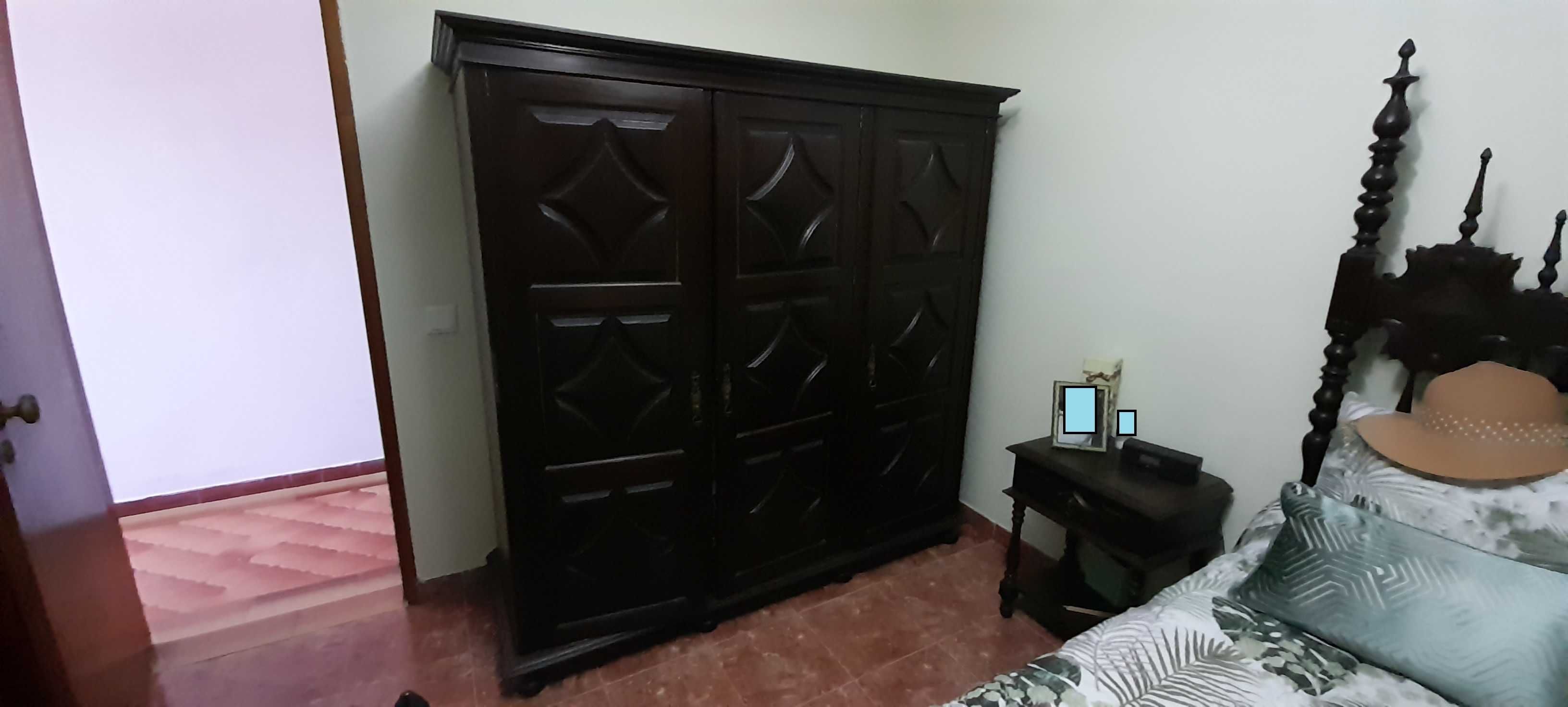 Mobilia de quarto antiga