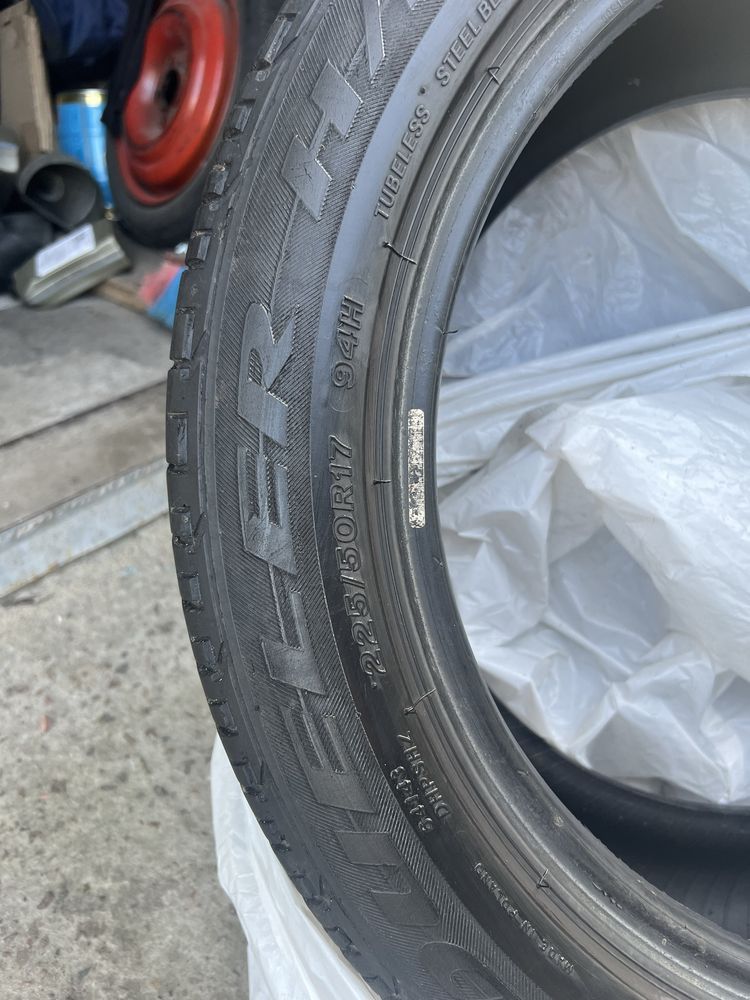 Резина 225/50 R 17 летняя Bridgestone