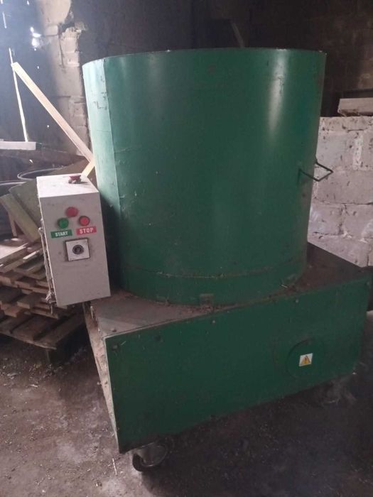 Sprzedam brykieciarkę do słomy wraz z rozdrabniaczem