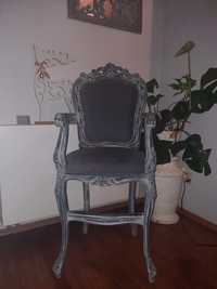 Fotel / tron/ krzesło