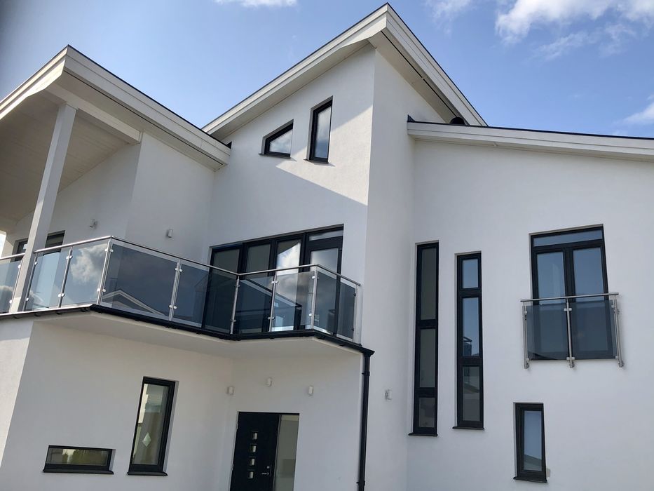 Balustrada szklana ,stal nierdzewna