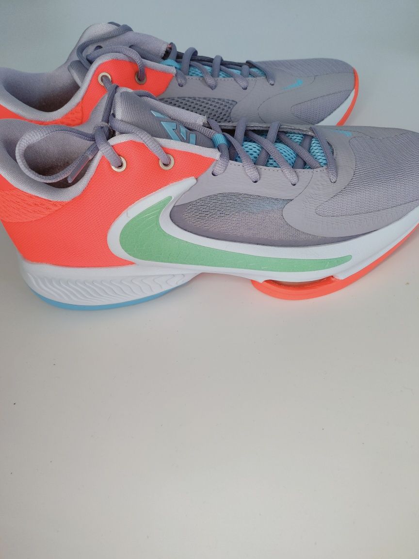 Nike Zoom Freak 4 Paris