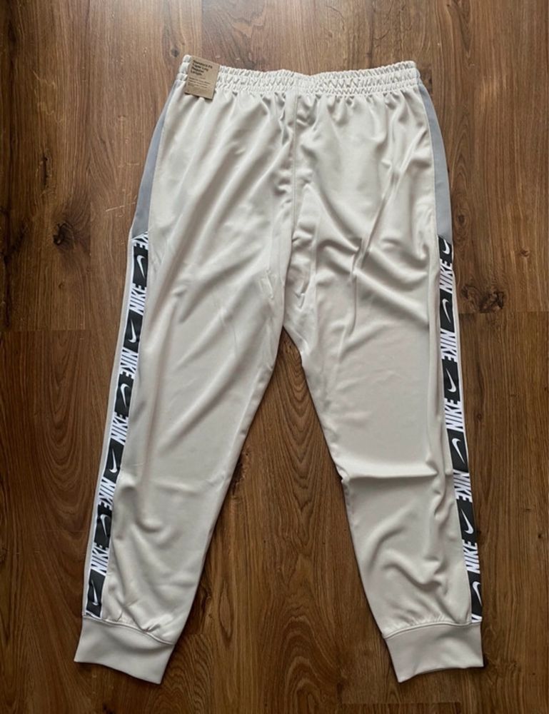 Dresy Nike orginalne