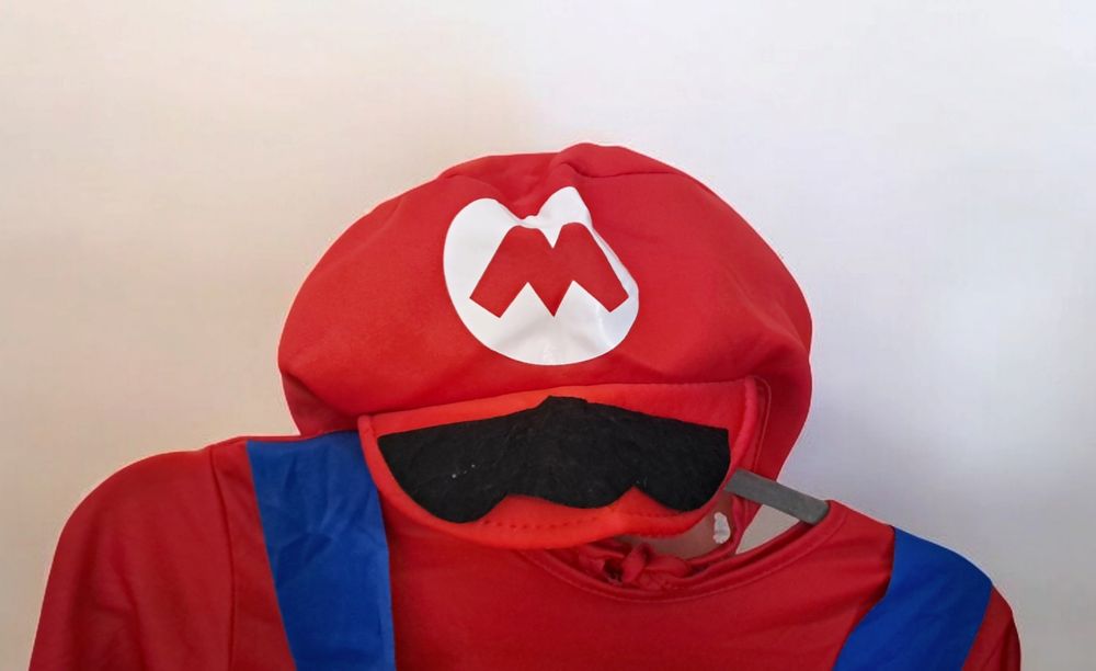 Костюм Маріо на 9-10 років, зріст 140